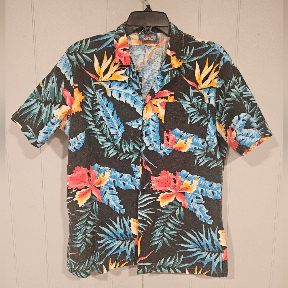 Vintage Hawaii Blues Men Size Medium Hawaiian Floral Shirt Button Up Made In USA
